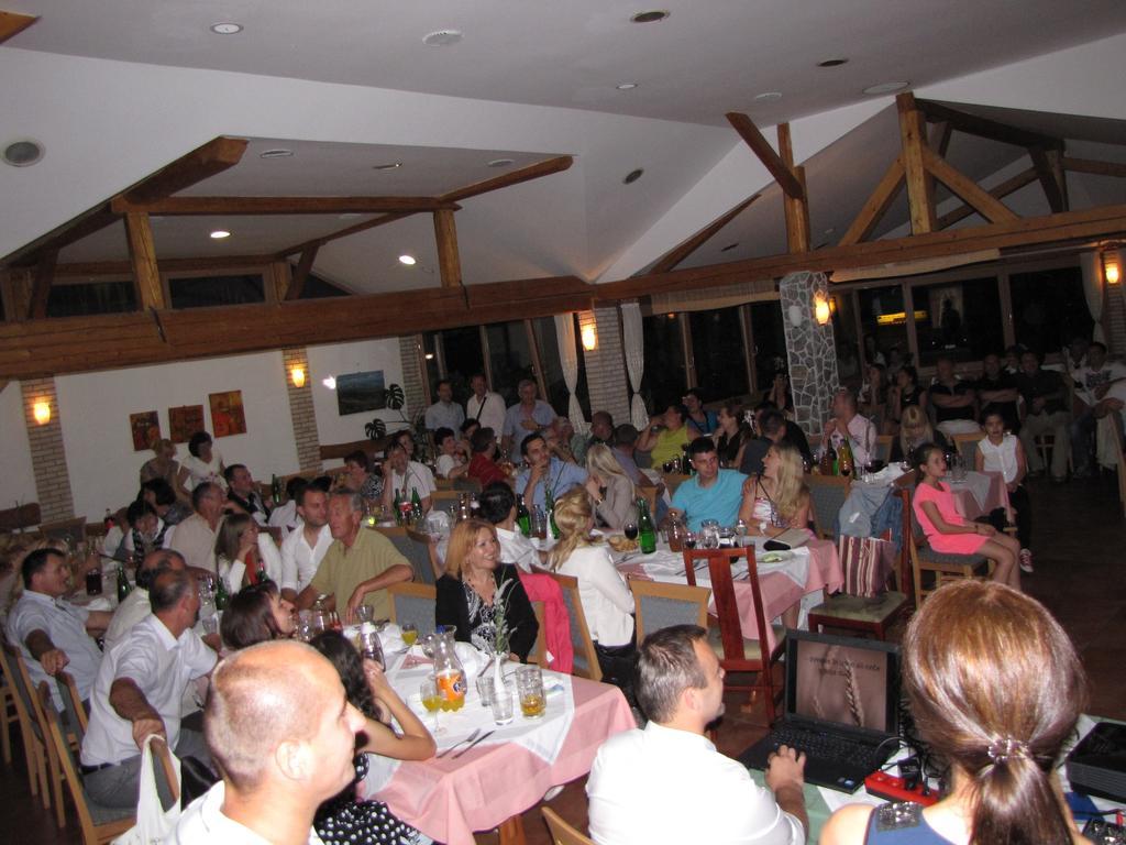 Guesthouse Zorko Gostilna Domen Smarjeske Toplice Exterior photo
